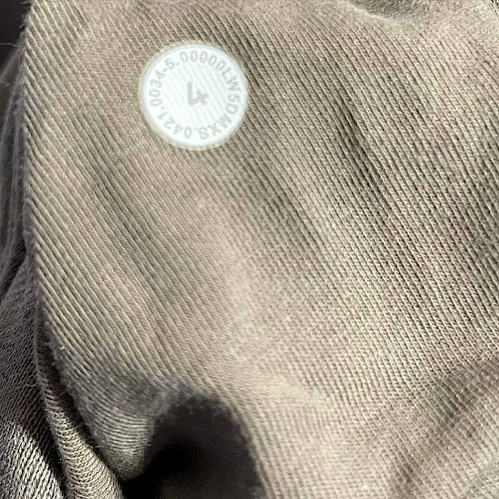 Lululemon Warm Down Jogger | 7/8 Length | Size 4 - Picture 7 of 7